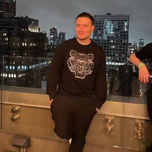 Meet your Posher, Kaveh